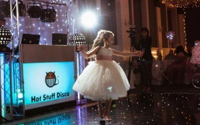 Making the Best Choice: Wedding DJ vs. Live Band
